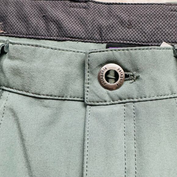 Patagonia Womens Happy Hike Capri Lightweight 50+ UPF Khaki Green Pants Sz 6 - Picture 13 of 14